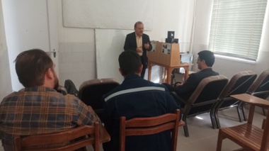 کارگاه آموزشی حفظ تنوع زیستی در ایستگاه تحقیقات پسته اردکان